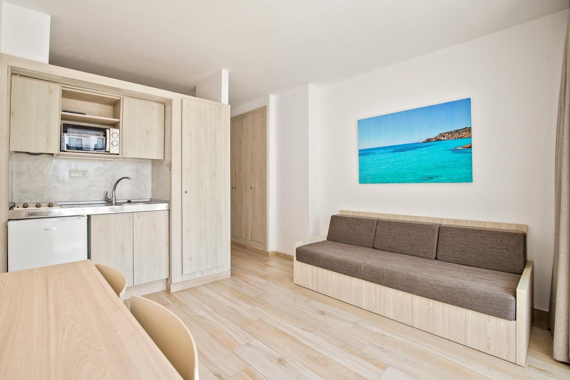 Sunside Ibiza Studios - Only Adults- Formerly Known As Central Park ซานอันโตนิโอ ภายนอก รูปภาพ