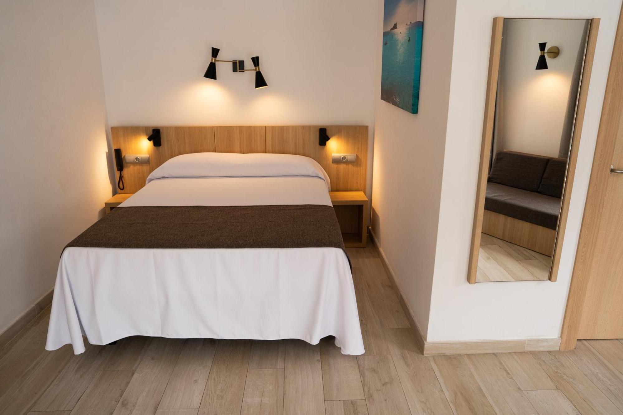 Sunside Ibiza Studios - Only Adults- Formerly Known As Central Park ซานอันโตนิโอ ภายนอก รูปภาพ