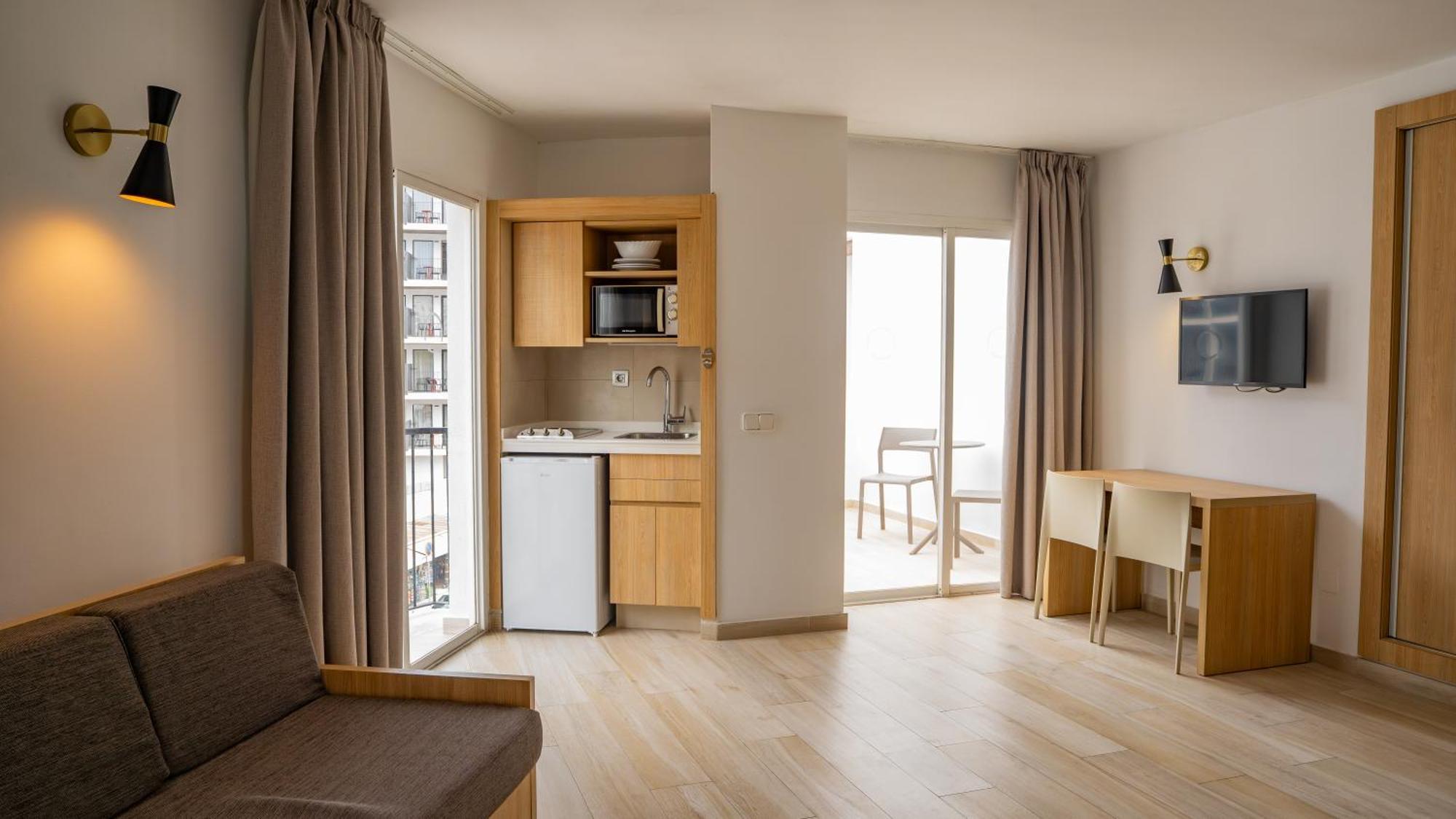 Sunside Ibiza Studios - Only Adults- Formerly Known As Central Park ซานอันโตนิโอ ภายนอก รูปภาพ