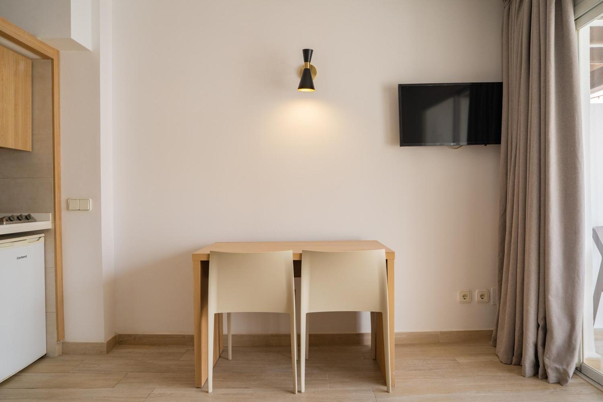 Sunside Ibiza Studios - Only Adults- Formerly Known As Central Park ซานอันโตนิโอ ภายนอก รูปภาพ