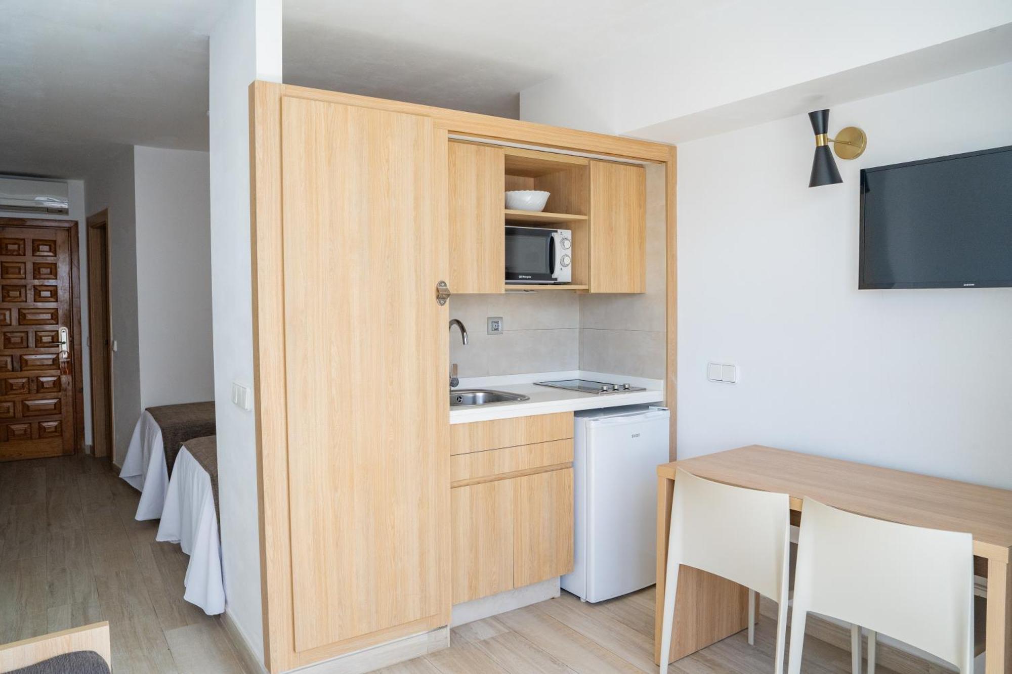 Sunside Ibiza Studios - Only Adults- Formerly Known As Central Park ซานอันโตนิโอ ภายนอก รูปภาพ